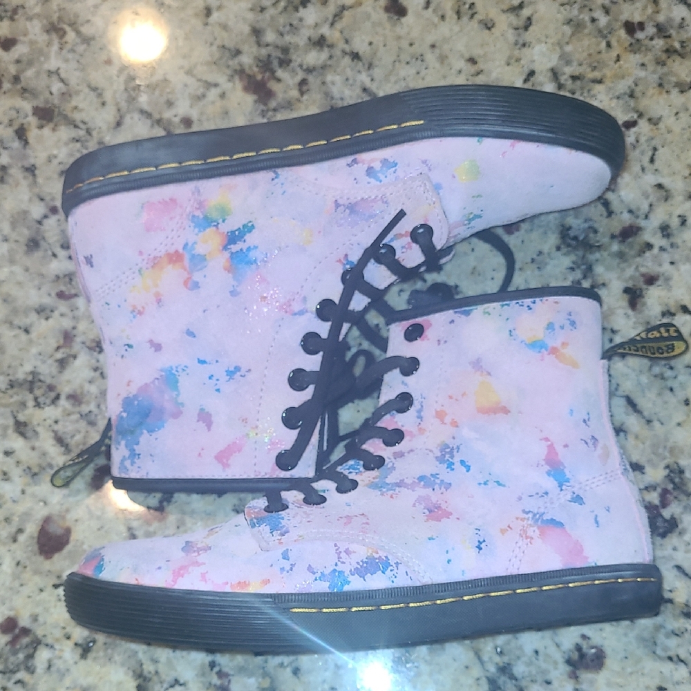 Dr. Martens Sheridan Pink Confetti.  Womens Size 5